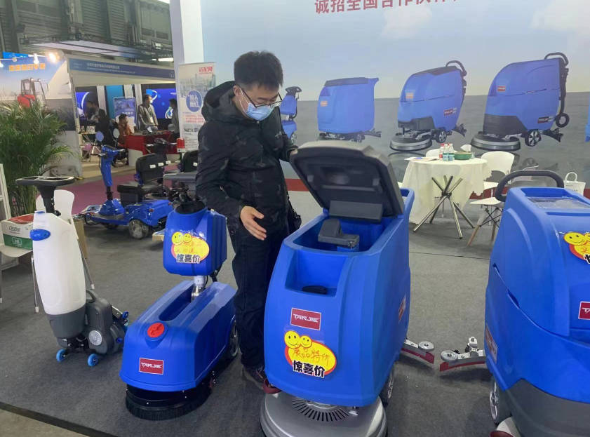 南昌坦洁洗地机公司致力于电动洗地机的生产、销售和服务百家