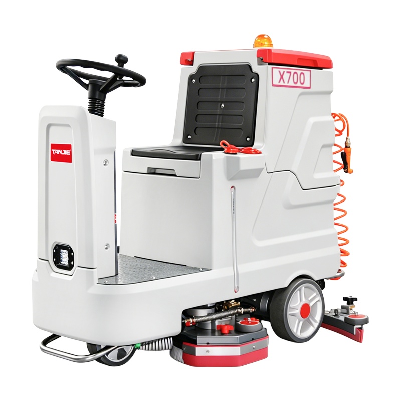 南昌坦洁全自动驾驶式洗地机X700